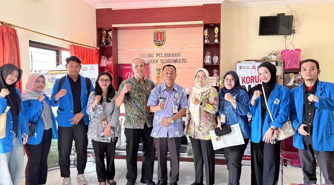 "Kegiatan Pelepasan KKN Tematik Kelurahan Tlogomulyo (Sumber: Dokumentasi Kontributor)."