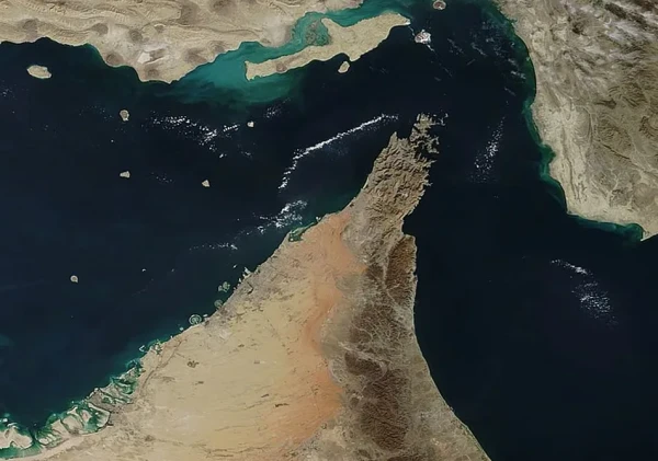 Iran Ancam Tutup Selat Hormuz, Geopolitik Memanas!