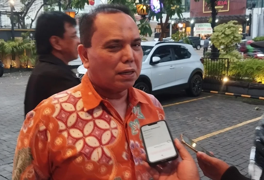Efisiensi APBN Terhambat, Program Makan Gratis Jadi Sorotan