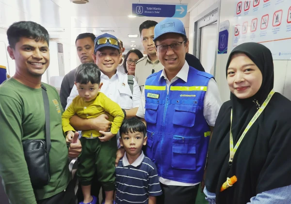 Kemenkes dan Kemenko PMK Tinjau Kesiapan Layanan Mudik di Pelabuhan Merak