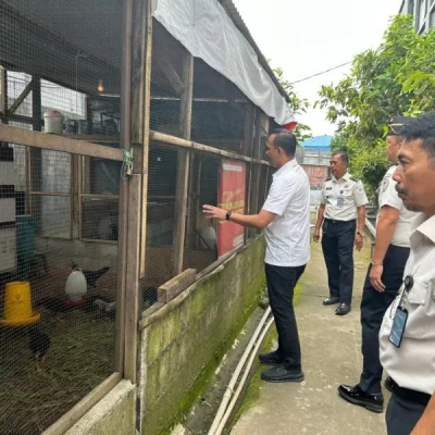 Kepala Lapas Medan Tinjau Menyeluruh Program Ketahanan Pangan Warga Binaan