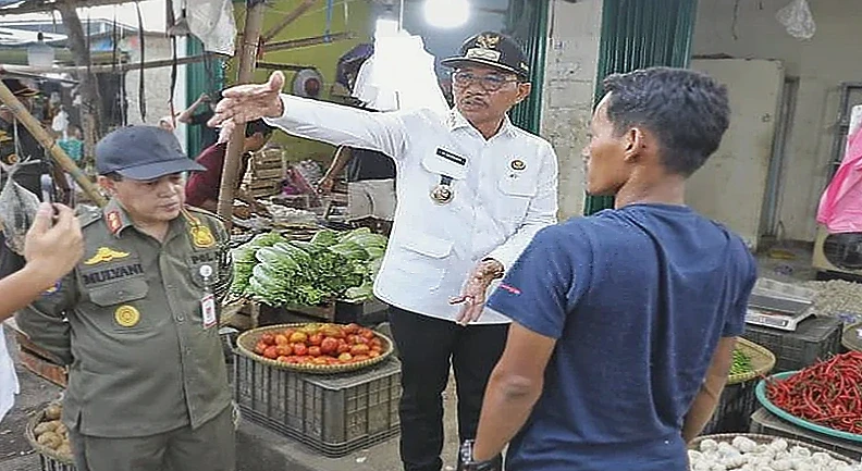 Pemkot Tangerang Tertibkan PKL di Pasar Jelang Idulfitri, Wali Kota Pimpin Langsung