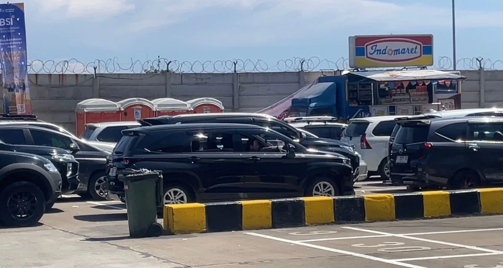 Polda Banten Terapkan Dellaying System di Pelabuhan Merak, Imbau Pemudik Hati-hati