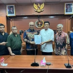 Hasil Konkernas PWI 2026 Diserahkan ke Ketua Umum Akhmad Munir