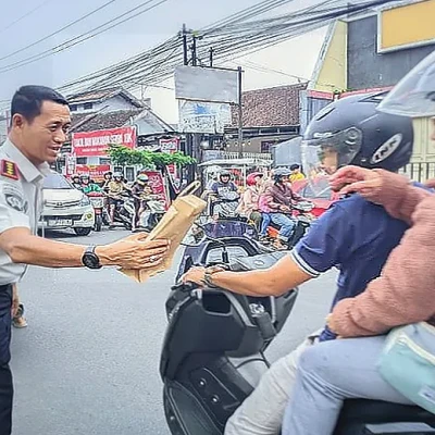 Lapas Kuningan Gelar Bakti Sosial dan Bagikan 150 Paket Takjil di Bulan Ramadhan