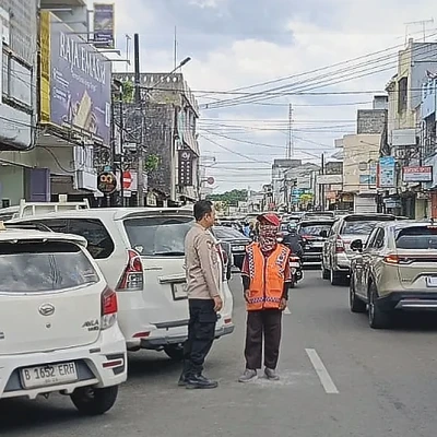Polsek Serang Sosialisasikan Bahaya Premanisme kepada Juru Parkir