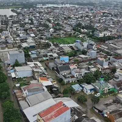 Petugas Gabungan Tangani Banjir dan Genangan di Kota Tangerang Usai Hujan Deras