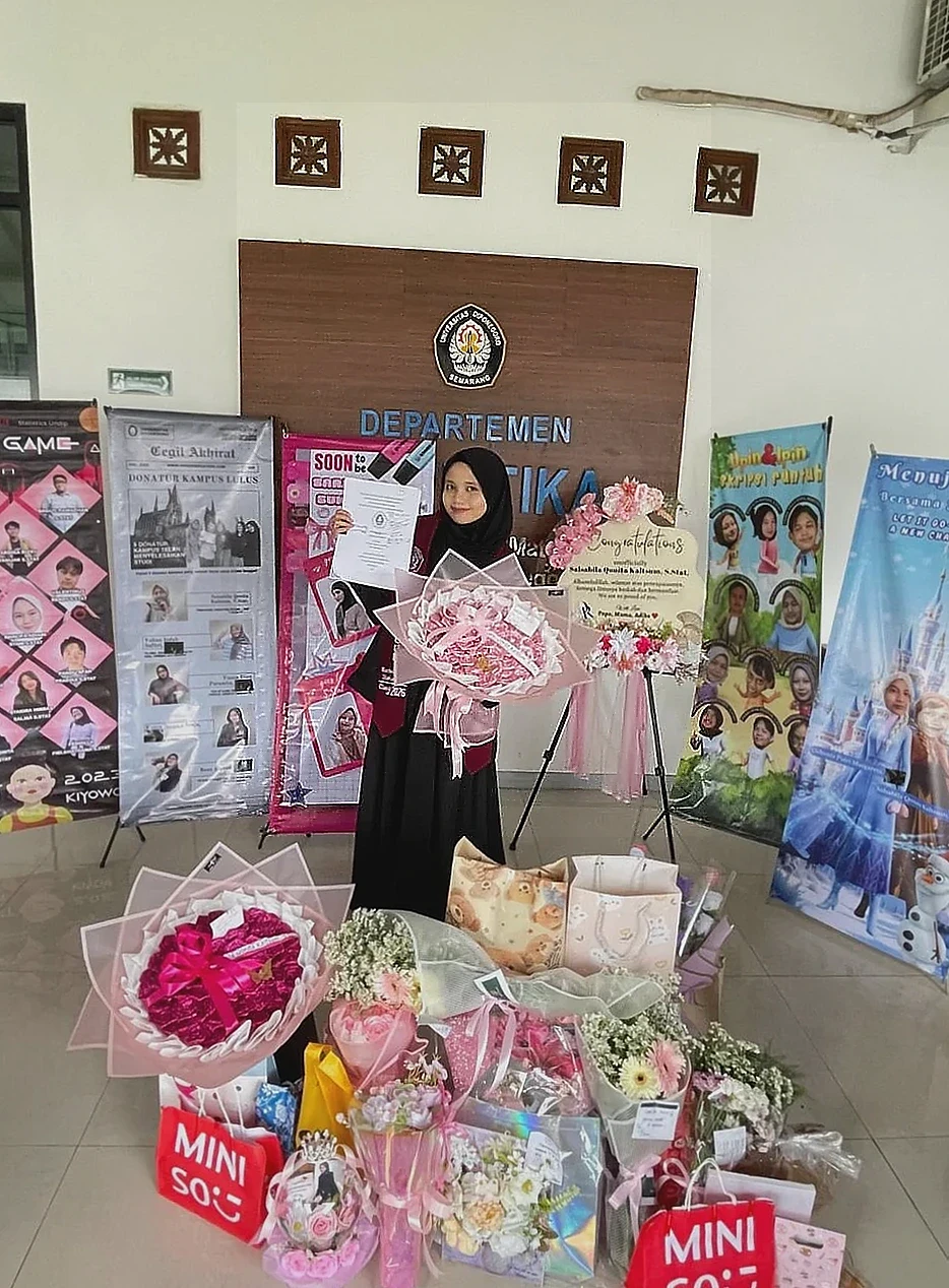 Mahasiswi Statistika UNDIP Salsabila Qonita Kaltsum Lulus Cum Laude 3,5 Tahun