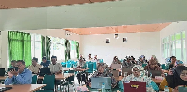 MTsN 4 Bantul Adakan Pelatihan Publikasi Guru, Tingkatkan Kemampuan Menulis di Gurusiana