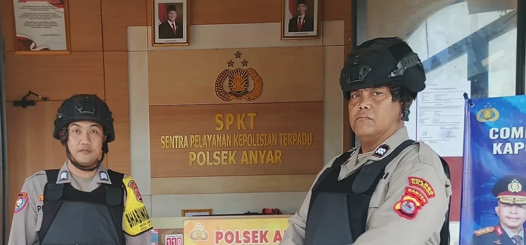 Polsek Anyar Gelar Sispam Mako, Kapolsek Tekankan Kesiapsiagaan Anggota