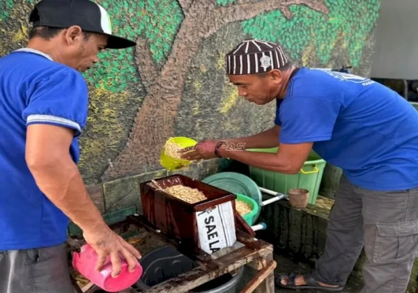 Warga Binaan Lapas Narkotika Karang Intan Dilatih Mandiri Lewat Pembuatan Tempe