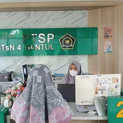 Bagaimana PTSP MTsN 4 Bantul Tingkatkan Kualitas Layanan?