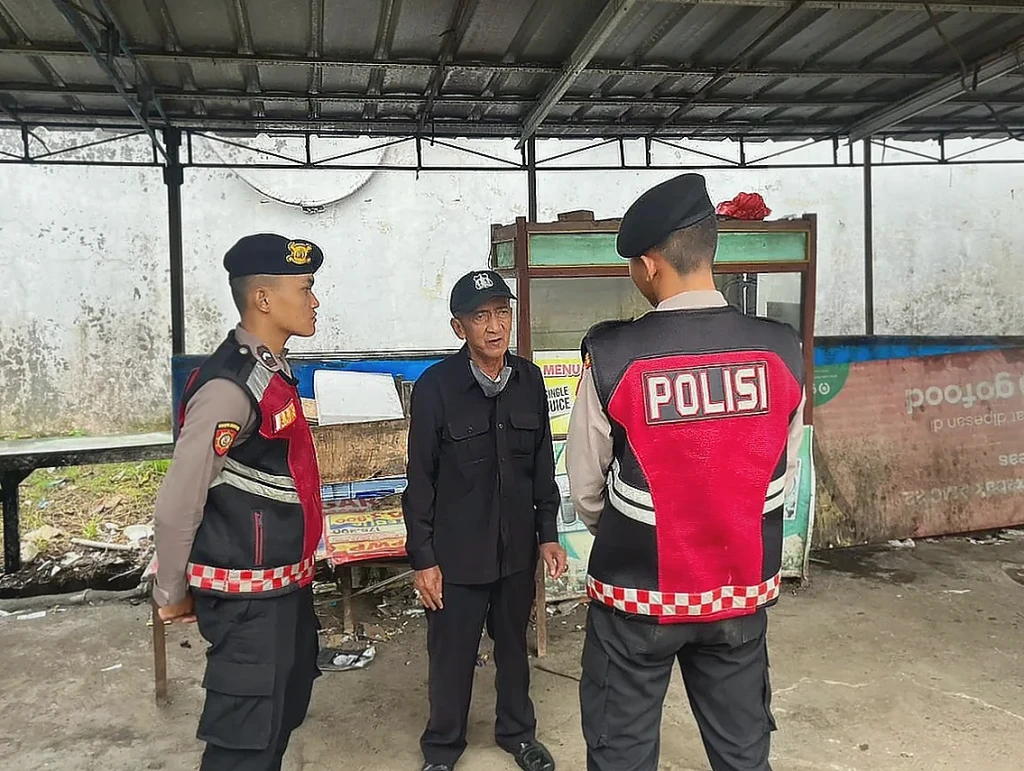 Dirsamapta Baharkam Polri Gelar Patroli Dialogis di Cikeas, Serap Aspirasi Warga
