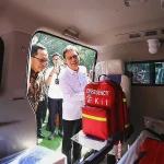 Kemenkes Salurkan 31 Ambulans dan Alkes dari Swasta untuk Tiga Provinsi Terdampak Bencana