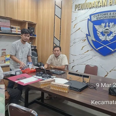 Polsek Warunggunung Limpahkan Kasus Rokok Ilegal ke Bea Cukai Merak