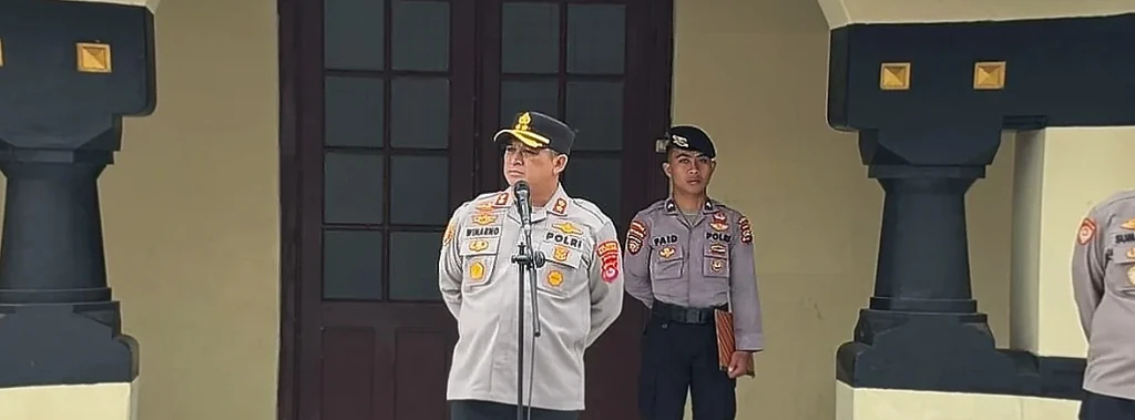 Wakapolresta Serang Kota Pimpin Apel, Ingatkan Personel Jaga Disiplin dan Kamtibmas Ramadhan