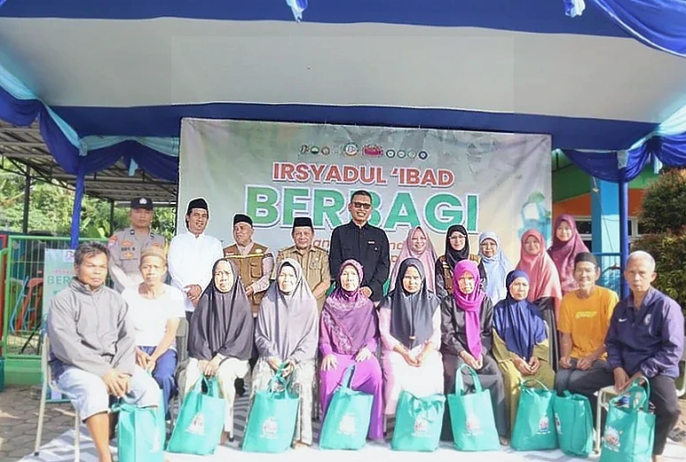 Yayasan Irsyadul Ibad Pandeglang Bagikan 448 Paket Ramadhan, Kumpulkan Rp53 Juta