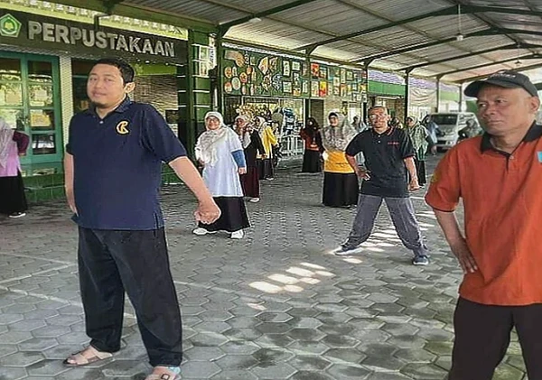 MTsN 4 Bantul Gelar Senam Bersama, Ajak Guru dan Pegawai Jaga Kebugaran