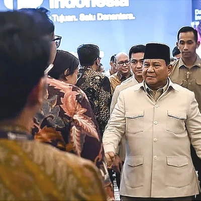 Presiden Prabowo Targetkan 100 GW Tenaga Surya, Optimalkan Geotermal