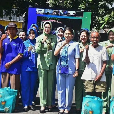 TNI Gelar Bazar Ramadhan di Yogyakarta, Warga Serbu Kebutuhan Pokok Murah