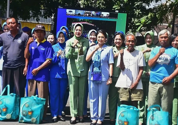 TNI Gelar Bazar Ramadhan di Yogyakarta, Warga Serbu Kebutuhan Pokok Murah