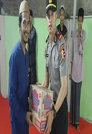Siswa SIP Angkatan 55 Polda Banten Gelar Bakti Sosial di Ponpes Riyadul Qur'an Serang