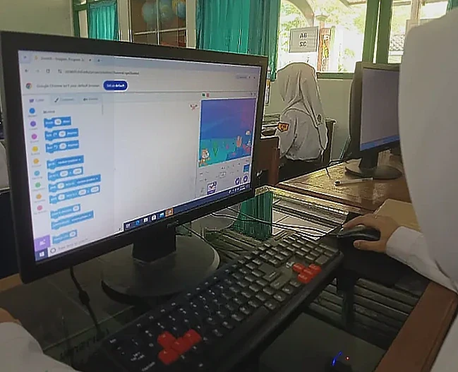 MTsN 4 Bantul Kembangkan Koding Scratch, Siswa Antusias Pelajari Algoritma