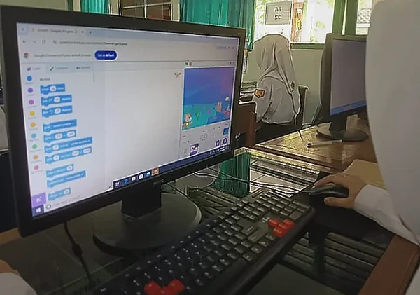 MTsN 4 Bantul Kembangkan Koding Scratch, Siswa Antusias Pelajari Algoritma