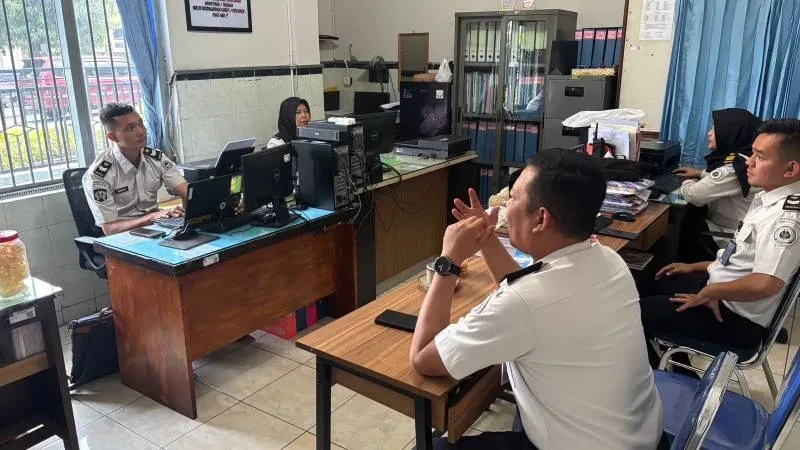 Rutan Banjarnegara Evaluasi Kualitas Layanan Kunjungan Ekstra Idulfitri 1447 H
