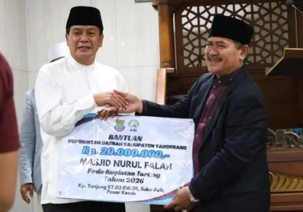 Bupati Tangerang Maesyal Rasyid Gelar Tarawih Keliling, Perkuat Ikatan Emosional Pemerintah dan Warga