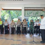 Wali Kota Bekasi Pimpin Apel Pengamanan Mudik Idulfitri 2026, Sampaikan Amanat Kapolri