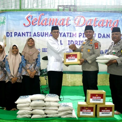 Polsek Gamping Gelar Bukber dan Salurkan Sembako di Panti Asuhan Sleman