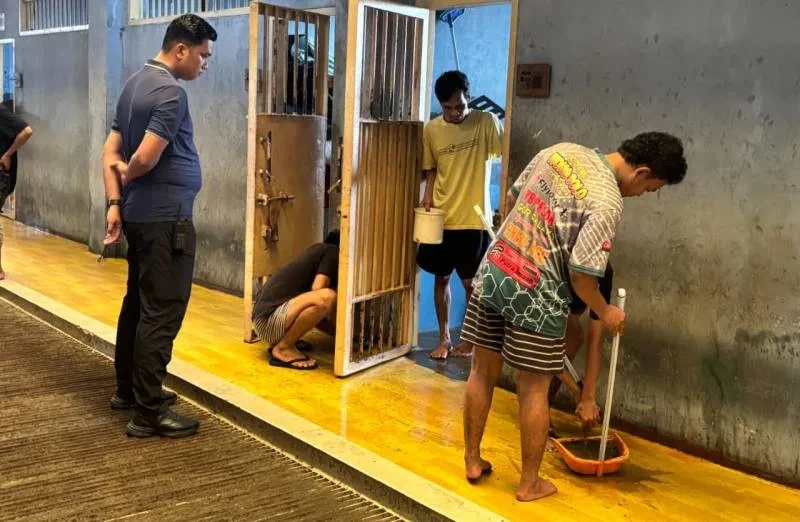 Rutan Kelas I Tangerang Gelar Bersih-bersih Lingkungan Peringati Hari Bakti Pemasyarakatan ke-62