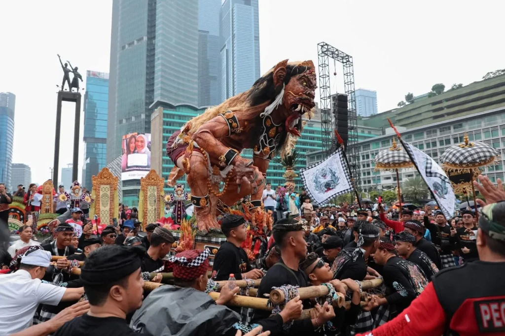 Wagub Rano Karno Hadiri Festival Nyepi di Bundaran HI, Ajak Perkuat Toleransi