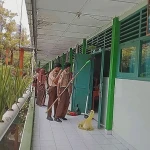MTsN 4 Bantul Gelar Jumat Bersih, Tanamkan Karakter Peduli Lingkungan