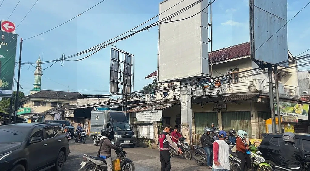 Detasemen Perintis Baharkam Polri Atur Lalu Lintas dan Patroli di Depok