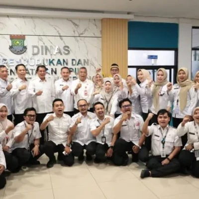 Bupati Tangerang Maesyal Rasyid Tinjau OPD, Pastikan Pelayanan Publik Optimal Pasca Libur Lebaran