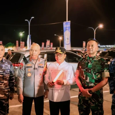 Gubernur Banten Tinjau Arus Mudik H-5 Lebaran di Pelabuhan Merak
