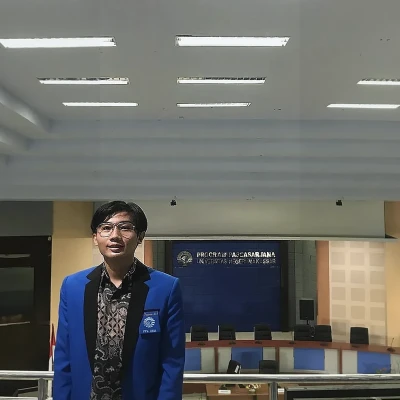 Mahasiswa Termuda UNM Andi Fajrin Noer Ahmad Lulus S2 Cumlaude, Raih SINTA 2