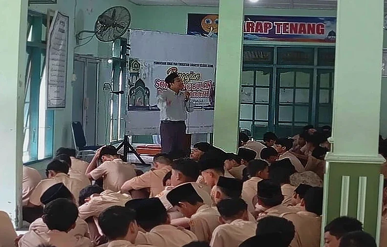 MTsN 4 Bantul Perkuat Karakter Religius Siswa Lewat Pengajian Sambut Ramadan 1447 H