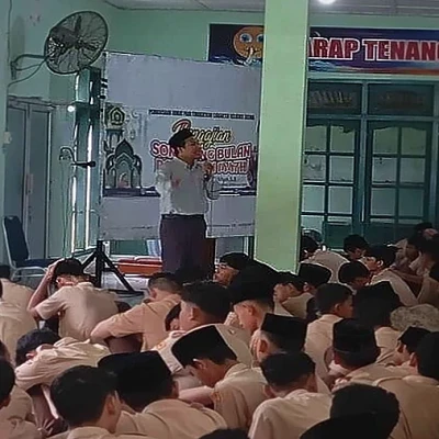 MTsN 4 Bantul Perkuat Karakter Religius Siswa Lewat Pengajian Sambut Ramadan 1447 H