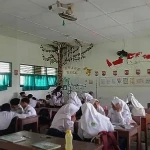 Siswa Kelas VIIF MTsN 4 Bantul Belajar PKn Aktif dengan Teka