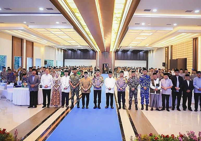 Gubernur Andra Soni Hadiri Safari Ramadan Polda Banten, Pererat Sinergi Jaga Kondusivitas