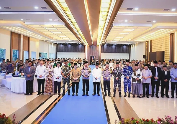 Gubernur Andra Soni Hadiri Safari Ramadan Polda Banten, Pererat Sinergi Jaga Kondusivitas