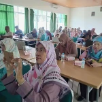 Guru dan Pegawai MTsN 4 Bantul Ikuti Pelatihan Penulisan Berita Online