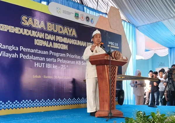 Kemendukbangga Salurkan Bantuan GENTING ke 50 Keluarga Berisiko Stunting di Baduy Dalam