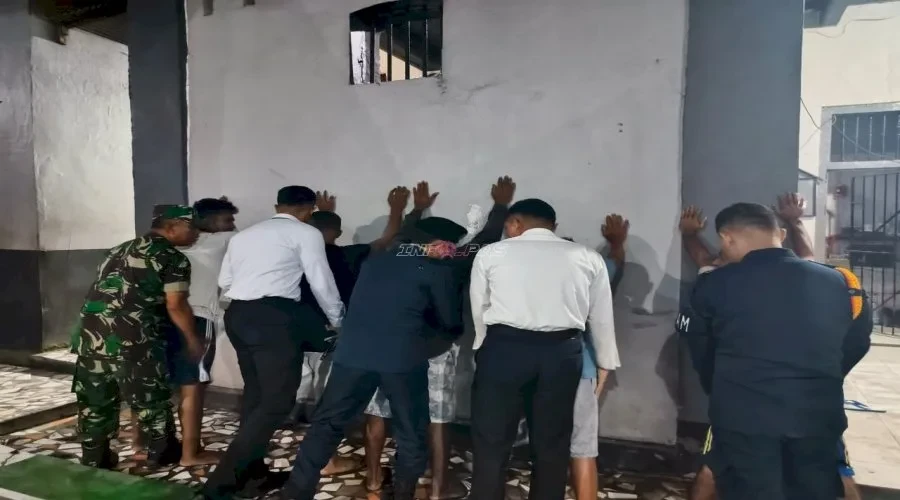Lapas Wahai dan Koramil Gelar Razia Gabungan, Temukan Sejumlah Barang Terlarang
