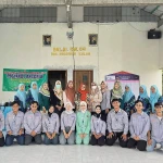 Mahasiswa KKN UMG Gelar Skrining Kesehatan Gula Darah dan Kolesterol di Gresik