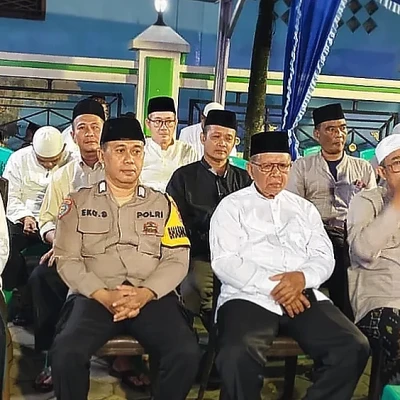 Bhabinkamtibmas Serang Hadiri Peringatan Nuzulul Qur'an, Jalin Silaturahmi Warga