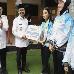 Pemkot Tangerang Beri Bonus Rp541 Juta untuk Pegiat Olahraga FORNAS VIII